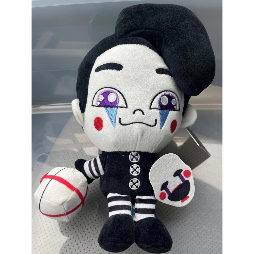 NWT Makeship Dawko Poopet GITD Plush Glow In The Dark